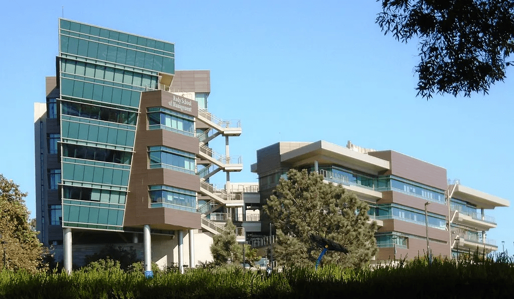 Mastering Quantitative Finance: Industry Perspectives from UC San Diego Rady Alumni